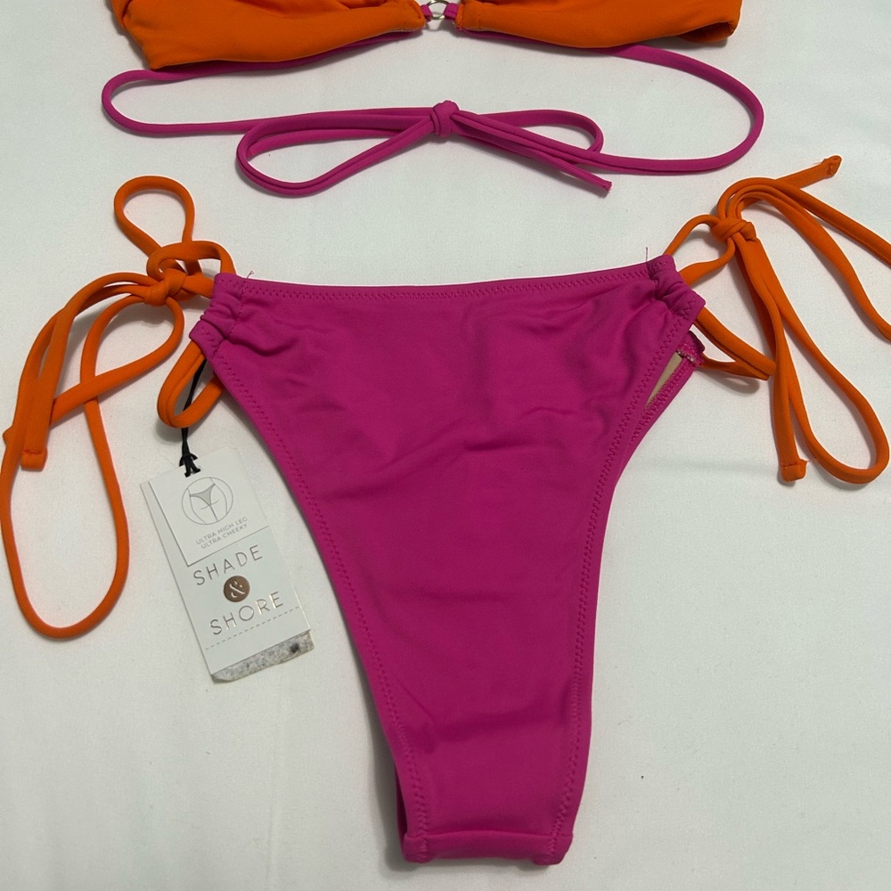 Bikini Set - Picture 2 of 4
